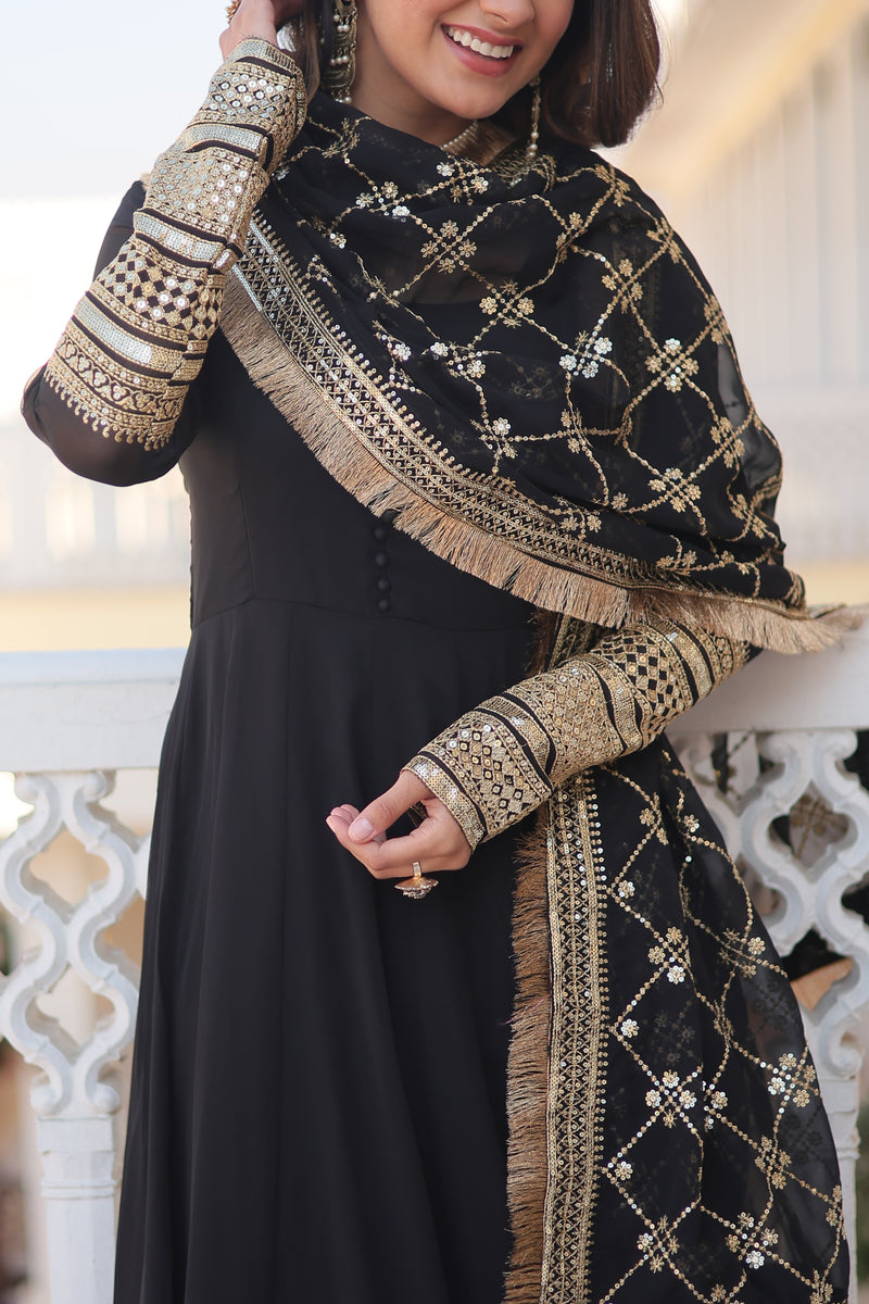 Luxurious Black Faux Blooming Gown with Dupatta – Multi-Sequins Charm