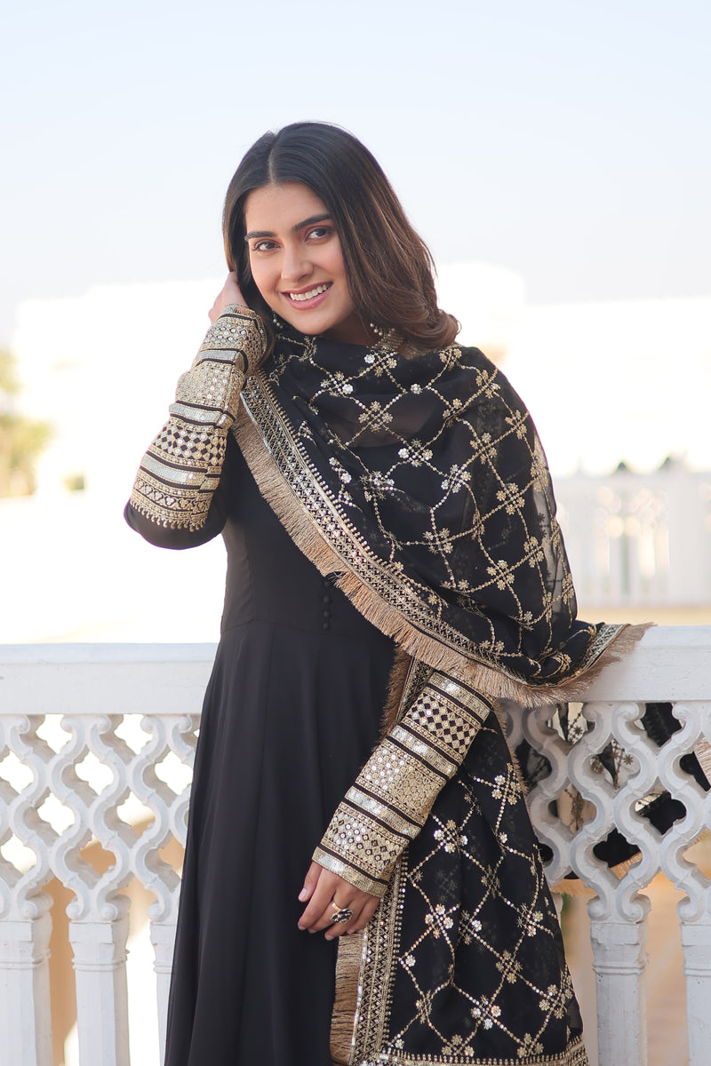 Luxurious Black Faux Blooming Gown with Dupatta – Multi-Sequins Charm