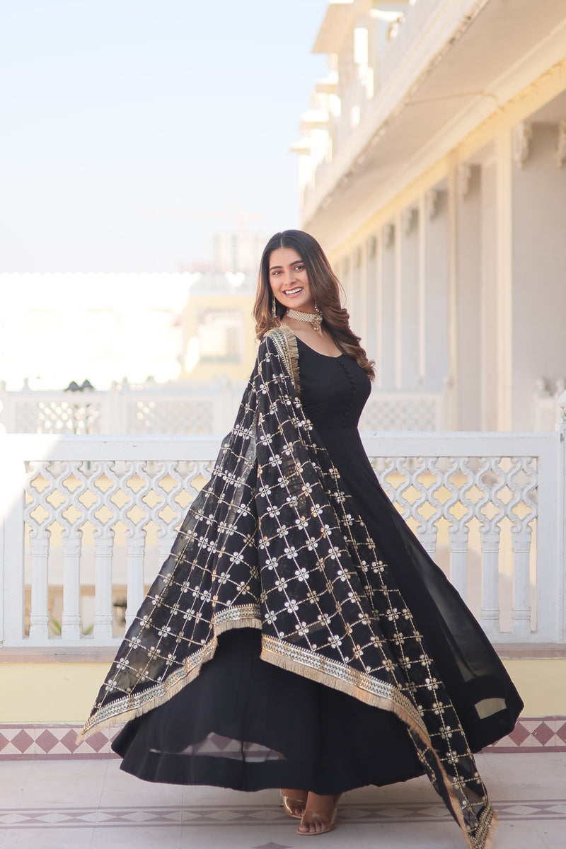 Luxurious Black Faux Blooming Gown with Dupatta – Multi-Sequins Charm