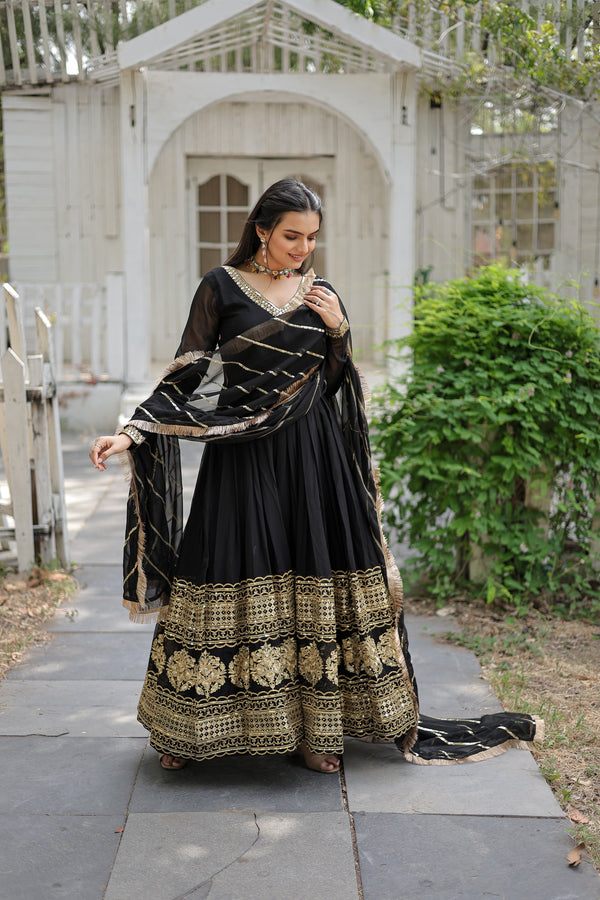 Premium Black Faux Blooming Gown with Sequins Embroidered Dupatta – V-Neck Elegance