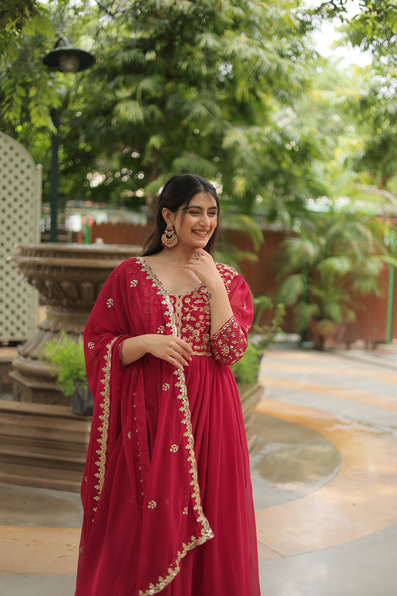 Faux Blooming Pink Gown with Sequins & Arco-Cut Work Dupatta – Elegant Puff Sleeves Flair